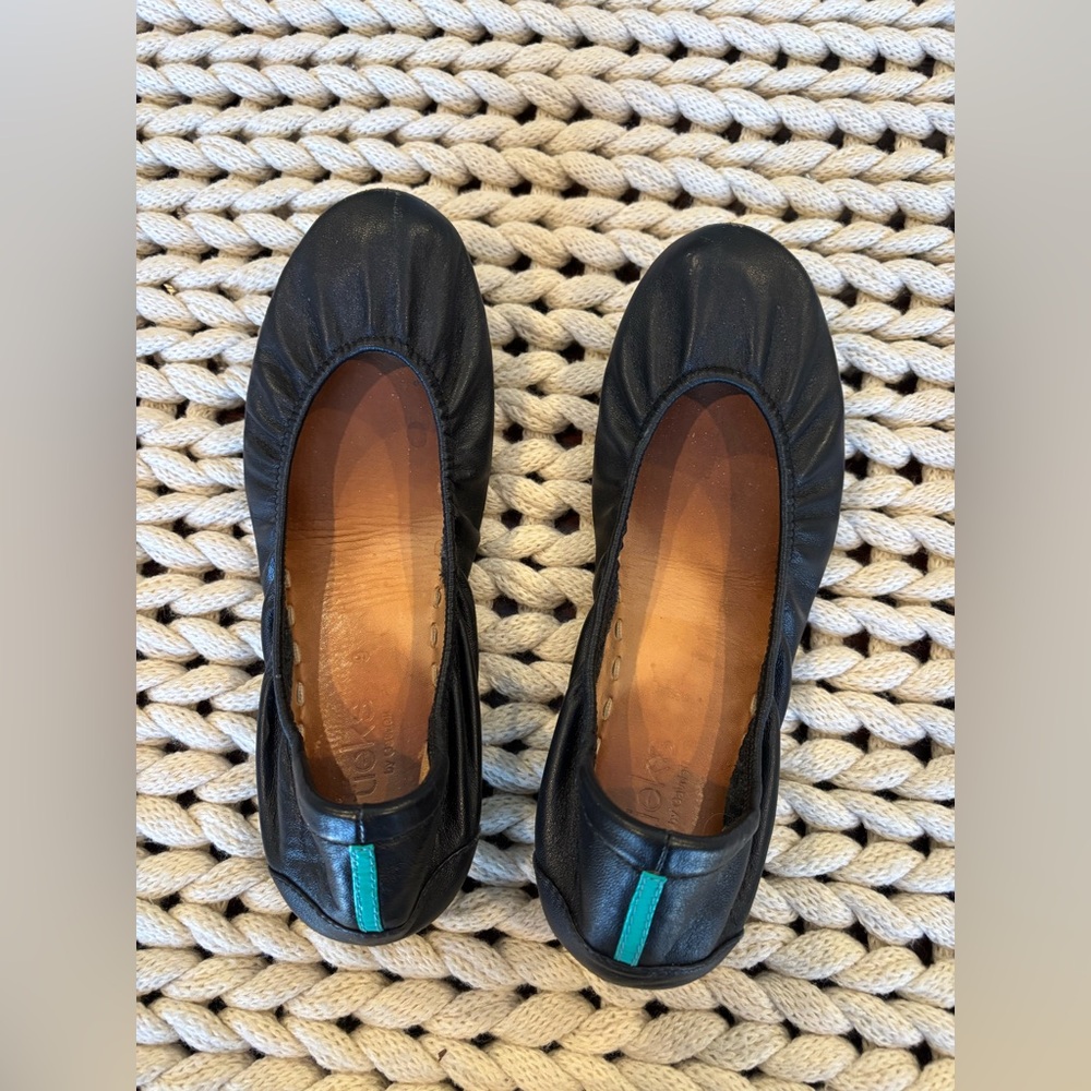 TIEKS Matte Black Leather Flats size 9